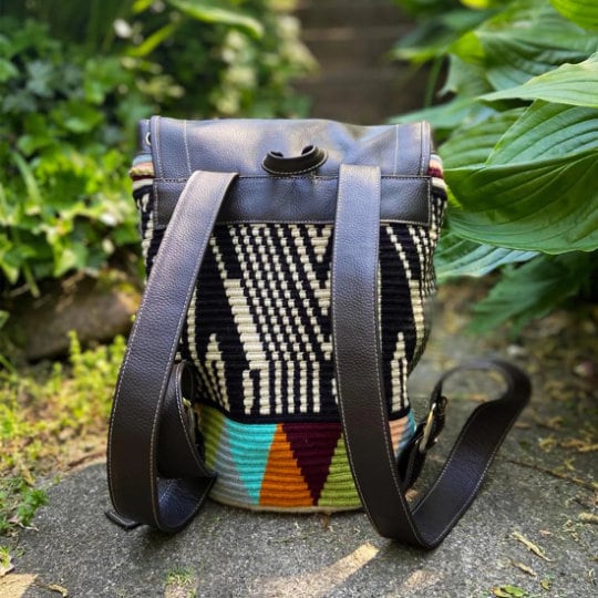 colombian leather rucksack backpack Kenneth Cole Reaction Laptop Backpack, Brown (580671E) Features extra padded adjustable ergonomic backpack straps along with a comfortable extra padded rear exterior air mesh back panels with an air flow system for ultimate comfort while on the move Handcrafted Colombian Wayuu Backpack Mochila