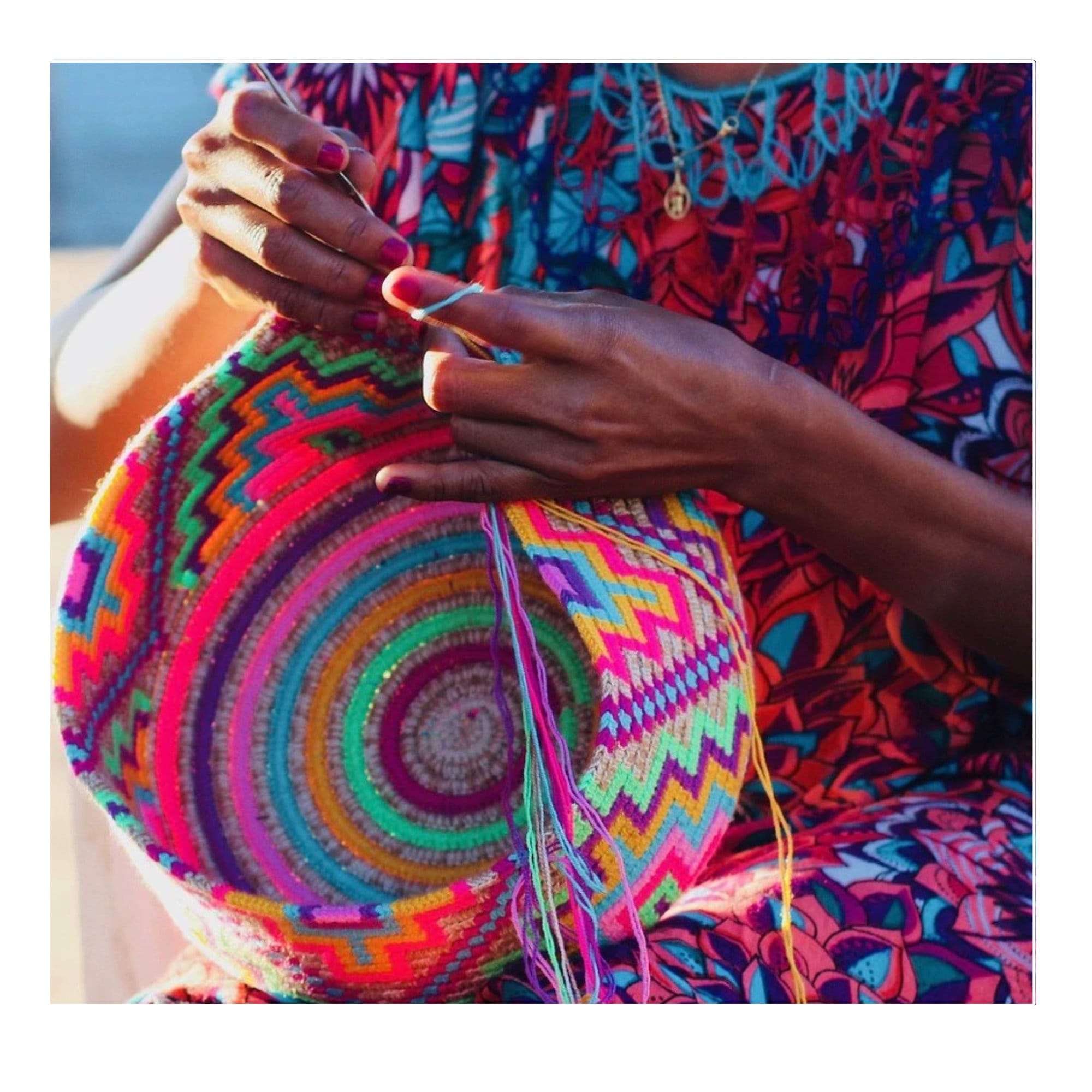 Medium Unicolor Wayuu Mochila Bag | Woven Crossbody | Handmade in Colombia | Mulberry